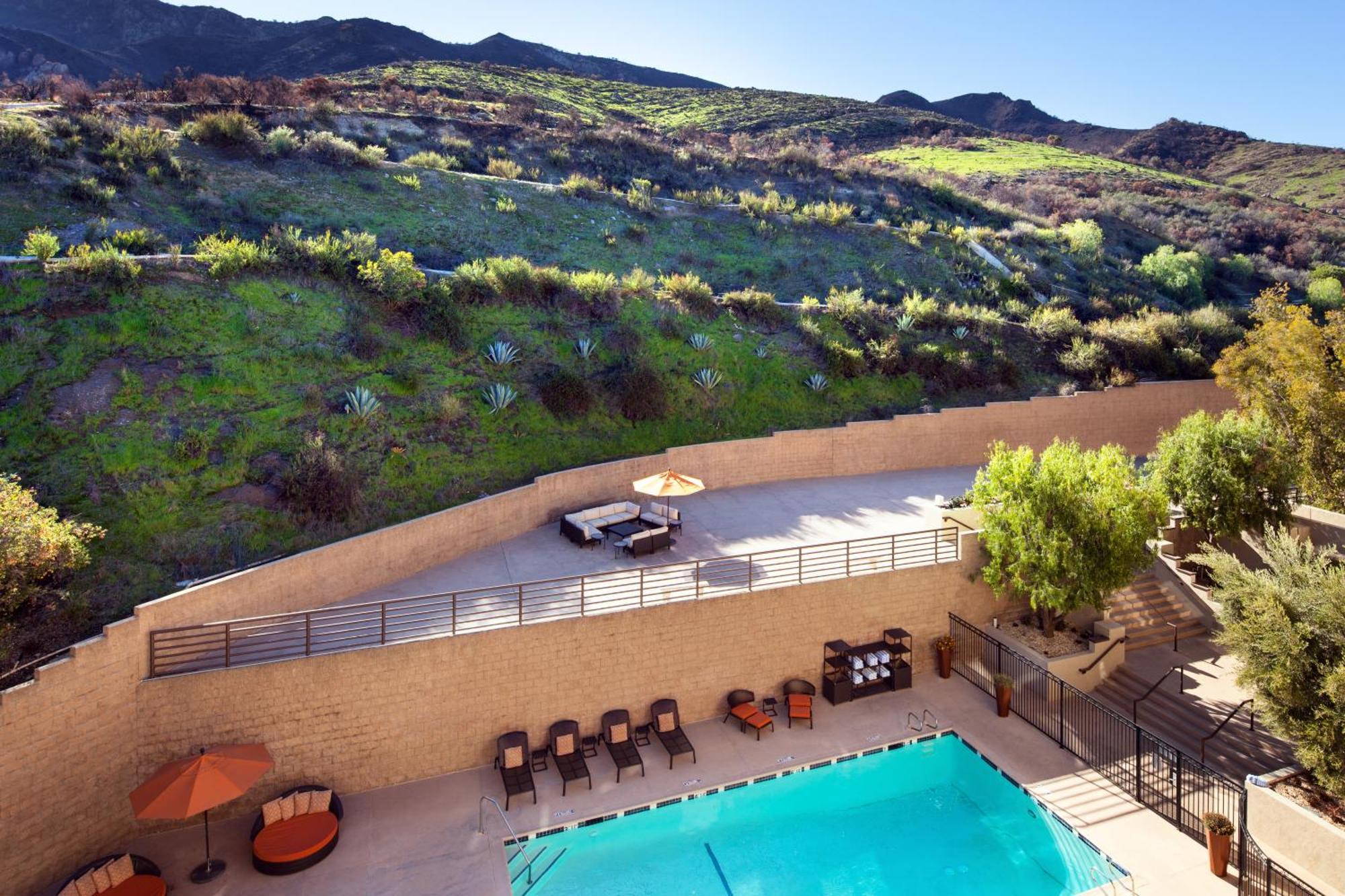 Sheraton Agoura Hills Hotel Exterior foto